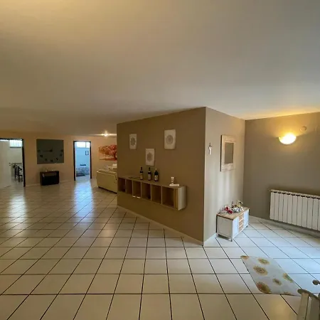 Del Palazzo *